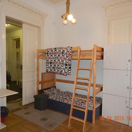 Violet Hostel Budapest Esterno foto