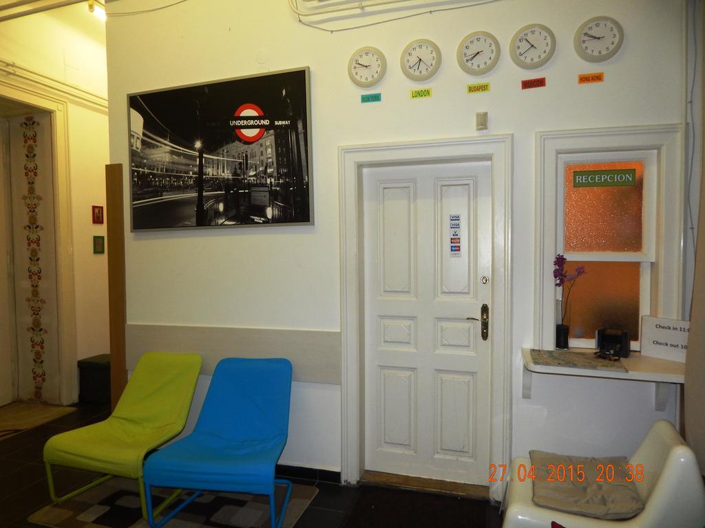 Violet Hostel Budapest Esterno foto